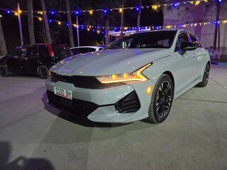 2022 Kia K5 III, серый, 3100000 рублей, вид 1