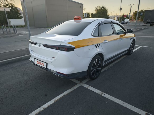 2023 Kaiyi E5, белый - вид 7
