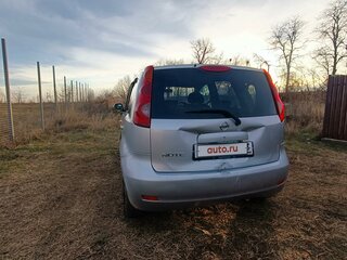 2012 Nissan Note I Рестайлинг, серебристый, 750000 рублей, вид 4