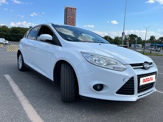 2013 Ford Focus III, белый, 800000 рублей, вид 3