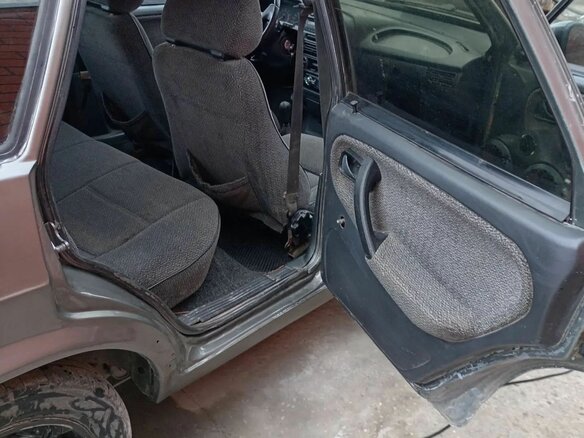 2006 Lada (ВАЗ) 2114, серый, 140000 рублей - вид 8