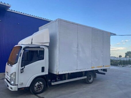 2017 Isuzu Elf (N-series), белый, 2000000 рублей, вид 1