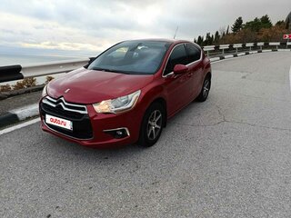 2012 Citroen DS4, красный, 1000000 рублей, вид 1