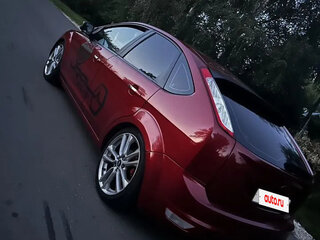 2008 Ford Focus II Рестайлинг, красный, 600000 рублей, вид 4