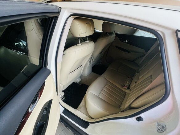 2016 Infiniti QX50 I Рестайлинг, белый, 2200000 рублей - вид 17
