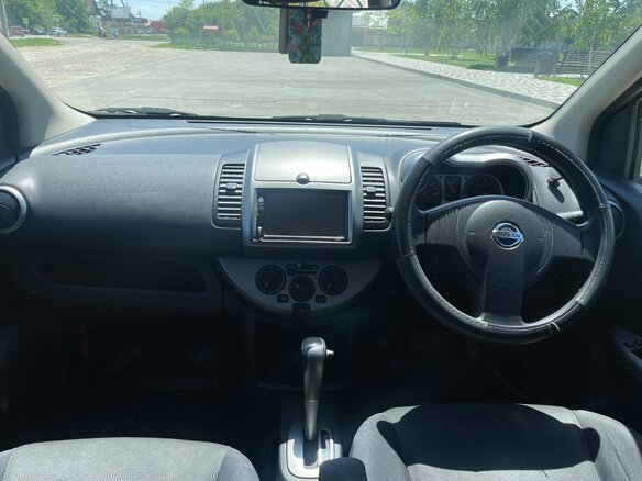 2007 Nissan Note I, белый, 720000 рублей - вид 8