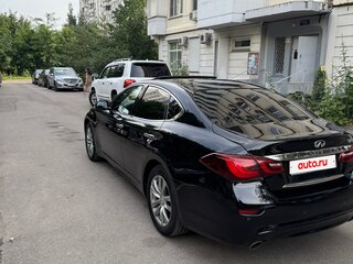 2016 Infiniti Q70 I Рестайлинг, чёрный, 2500000 рублей, вид 5