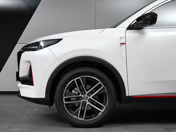 2025 Changan UNI-S I, белый, 3179900 рублей - вид 5