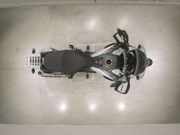 2018 Suzuki V-Strom 1000, белый, 900000 рублей - вид 6