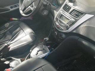 2012 Hyundai Solaris I, серый, 850000 рублей, вид 3