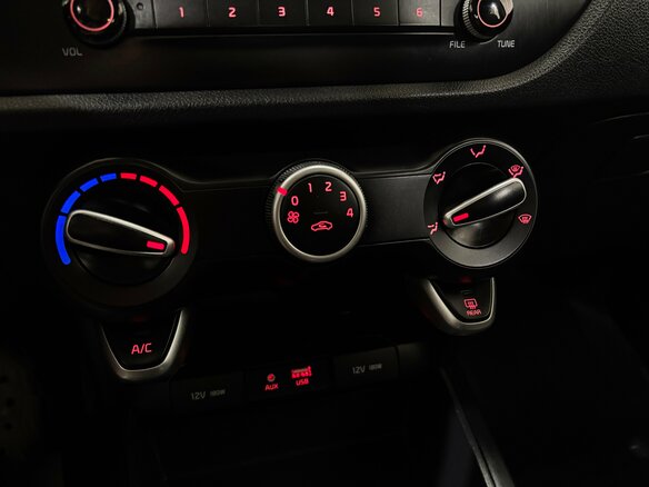 2019 Kia Rio X-Line IV, чёрный - вид 17