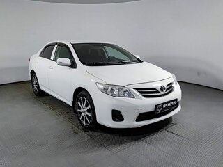 2013 Toyota Corolla X (E140, E150) Рестайлинг, белый, 927640 рублей, вид 3