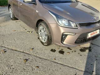 2019 Kia Rio IV, коричневый, 1500000 рублей, вид 3