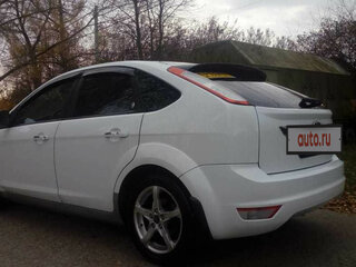 2008 Ford Focus II Рестайлинг, белый, 530000 рублей, вид 4
