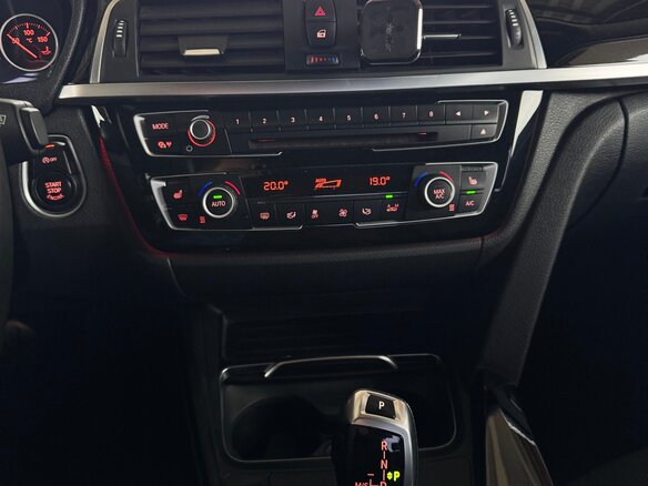 2016 BMW 3 серии 320d xDrive VI (F3x) Рестайлинг, белый, 2200000 рублей - вид 19