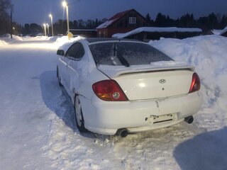 2004 Hyundai Tiburon II (GK), белый, 120000 рублей, вид 2