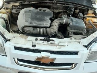 2013 Chevrolet Niva I Рестайлинг, белый, 770000 рублей, вид 3