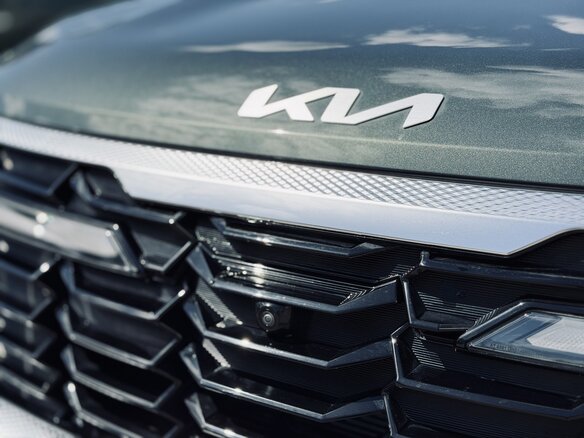 2026 Kia Seltos I Рестайлинг, зелёный - вид 4