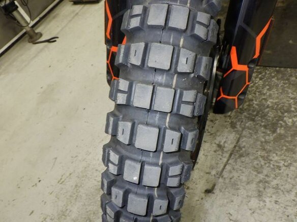 2022 KTM 890 Adventure R, чёрный, 1200000 рублей - вид 6
