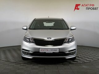 2015 Kia Rio 6-speed III, серебристый, 1020000 рублей, вид 2