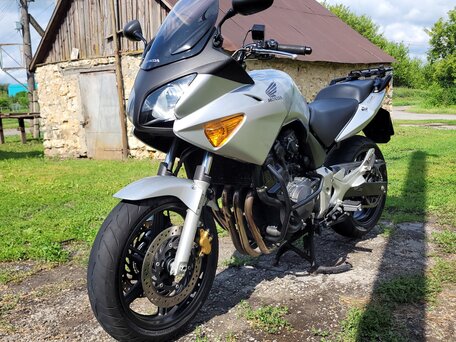 2004 Honda CBF 600, серебристый, 444000 рублей, вид 2