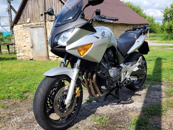2004 Honda CBF 600, серебристый, 444000 рублей - вид 1