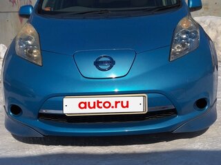 2011 Nissan Leaf I (ZE0/AZE0), голубой, 450000 рублей, вид 1