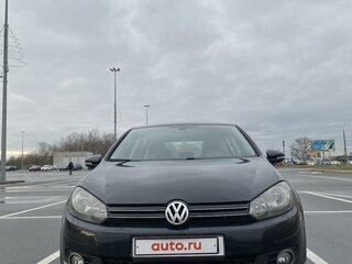 2010 Volkswagen Golf VI, чёрный, 687729 рублей, вид 2
