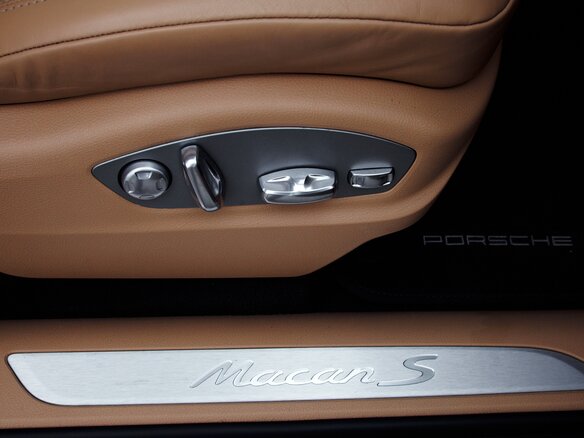 2016 Porsche Macan S I, чёрный, 3690000 рублей - вид 22