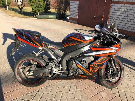 2005 Yamaha YZF-R1, чёрный, 1000000 рублей, вид 3