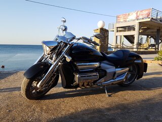 2004 Honda Valkyrie Rune, чёрный, 1950000 рублей, вид 2