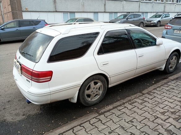 1999 Toyota Mark II Qualis VIII (X100), белый, 525000 рублей - вид 2
