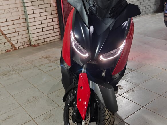 2018 Yamaha XMAX, красный, 460000 рублей - вид 5