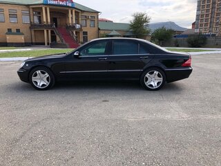 2004 Mercedes-Benz S-Класс 600 Long IV (W220) Рестайлинг, чёрный, 1200000 рублей, вид 3