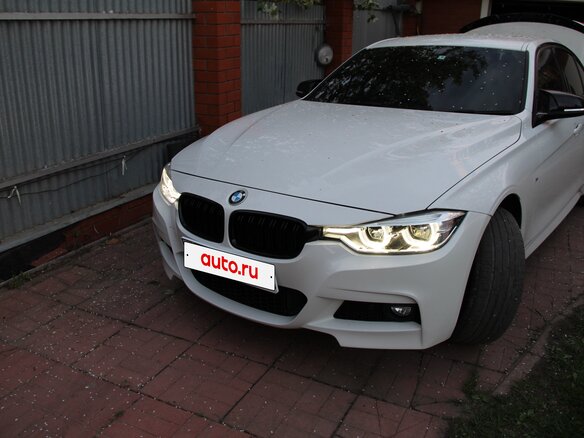 2017 BMW 3 серии 318i VI (F3x) Рестайлинг, белый, 1850000 рублей - вид 4