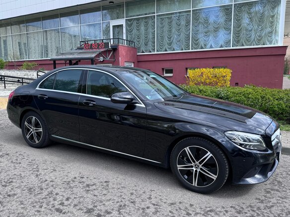 2018 Mercedes-Benz C-Класс 180 d IV (W205) Рестайлинг, чёрный, 2400000 рублей - вид 9