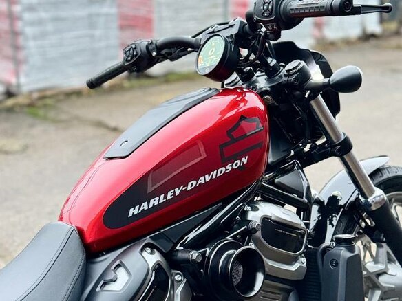 2023 Harley-Davidson Nightster, пурпурный, 1070000 рублей - вид 8