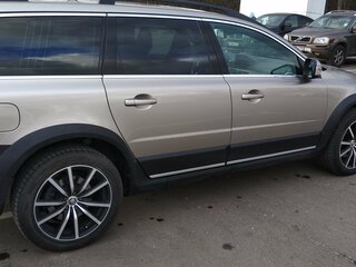 2015 Volvo XC70 II Рестайлинг, бежевый, 1800000 рублей, вид 4