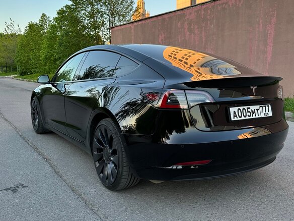 2021 Tesla Model 3 Performance I, чёрный, 4300000 рублей - вид 5