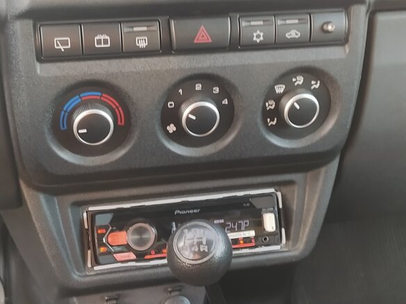 2020 Lada (ВАЗ) 2121 (4x4) Urban I Рестайлинг (2020), зелёный, 850000 рублей - вид 10