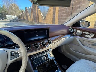 2017 Mercedes-Benz E-Класс 400 V (W213, S213, C238), белый, 5300000 рублей, вид 5