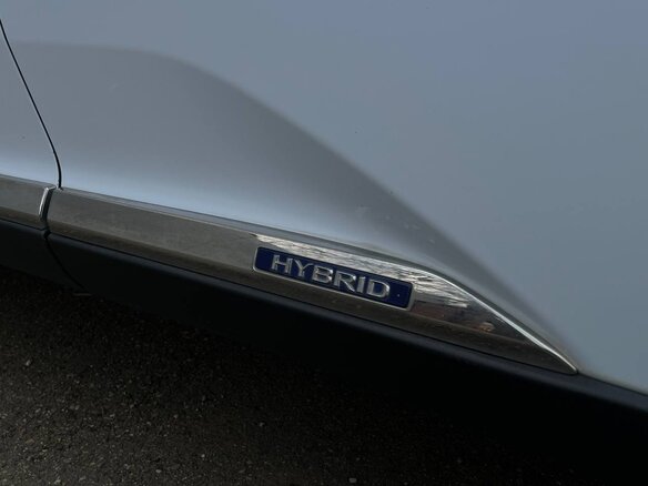 2010 Lexus RX 450h III, белый, 2800000 рублей - вид 25