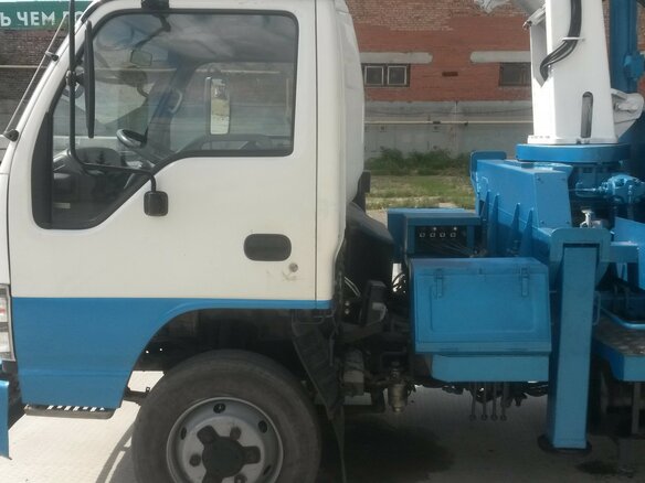 2010 Isuzu Автобетононасос, синий - вид 27