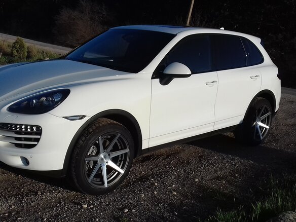 2012 Porsche Cayenne Diesel II (958), белый - вид 2