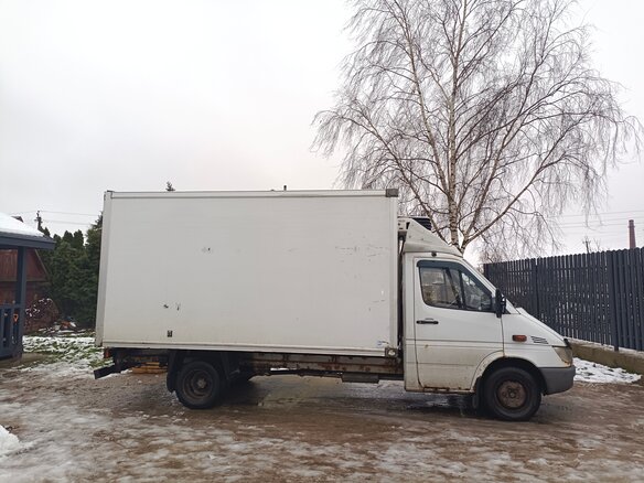 2004 Mercedes-Benz Sprinter, белый, 1300000 рублей - вид 9