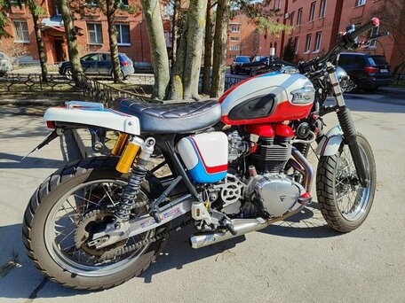 2006 Triumph Scrambler, белый, 850000 рублей, вид 4