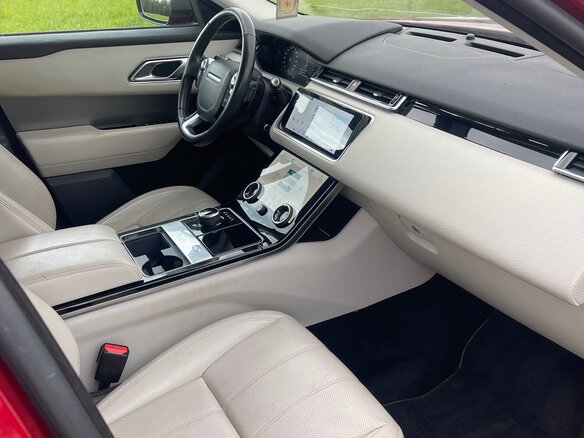 2017 Land Rover Range Rover Velar I, красный, 2800000 рублей - вид 8