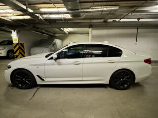 2019 BMW 5 серии 530i xDrive VII (G30/G31/G38), белый, 3700000 рублей, вид 4