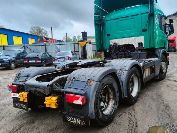2011 Scania P-series, зелёный, 3000000 рублей - вид 2
