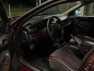 2001 Chrysler Sebring II, красный, 250000 рублей, вид 3